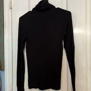 Ann Taylor loft size Medium black turtleneck. LIKE NEW